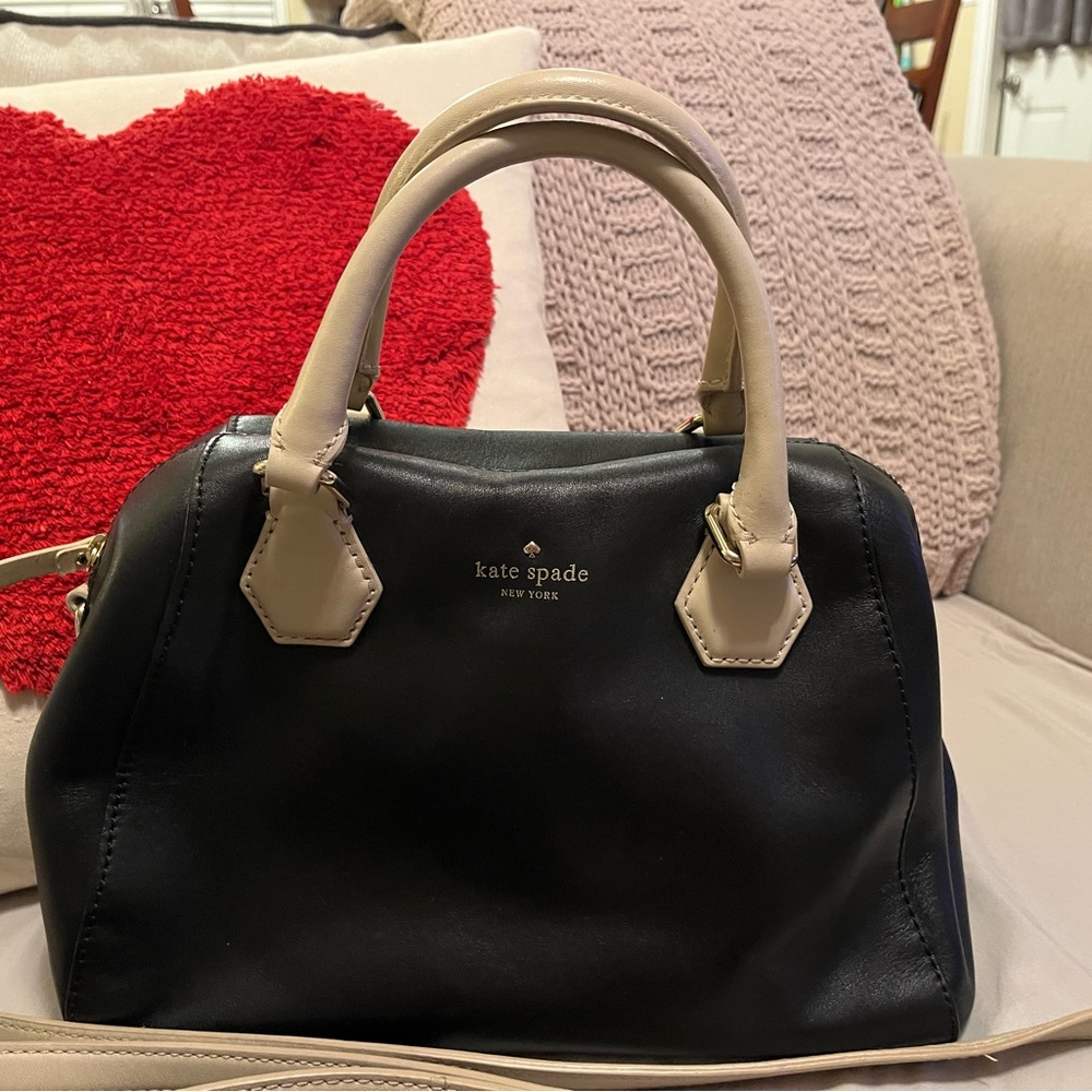 Black vintage Kate Spade ♠️